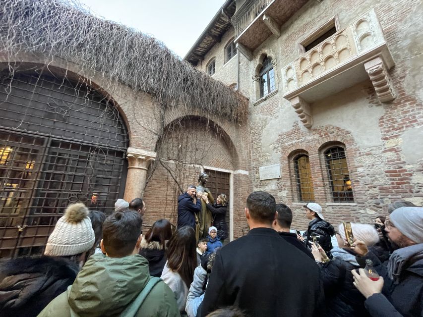Verona: Small Group Guided Walking Tour with Arena Tickets - Should you book this Verona walking tour?