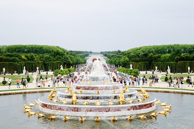 Versailles Château and Gardens Walking Tour - Entering the palace with timed entry
