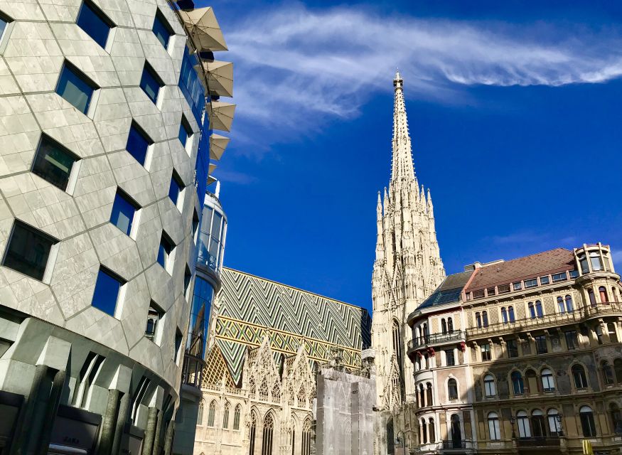 Vienna: City Center Guided Walking Tour - A quieter pause in the Volksgarten