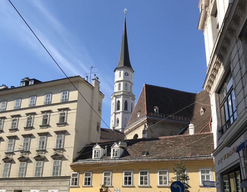 Vienna: City Center Guided Walking Tour - From Maria-Theresien-Platz to the Ring Road