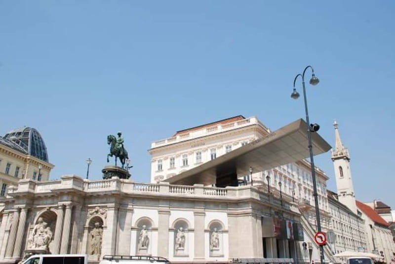 Vienna: Essential History Walking Tour - Key points at a glance