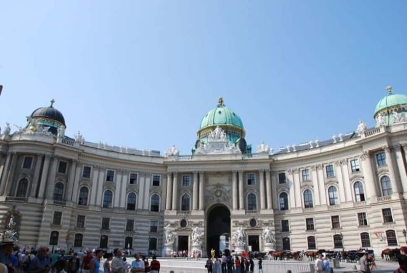 Vienna: Essential History Walking Tour - St. Michael’s Church and the Habsburg center