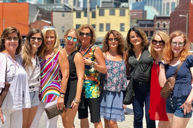 Walking Food & Drink Tour of Downtown Nashville - Why the small group matters