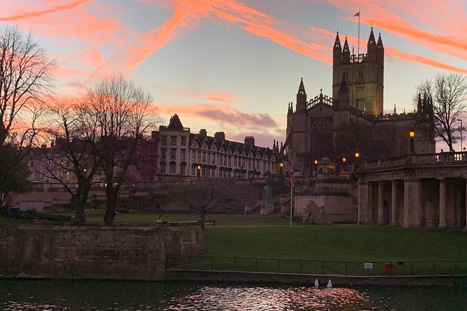 Walking Tour of Bath with Blue Badge Tourist Guide - No. 1 Royal Crescent and the Georgian ideal