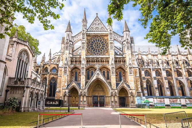 Walking Tour of London Westminster Abbey, Big Ben, Buckingham - What this Westminster and royal London walk actually covers