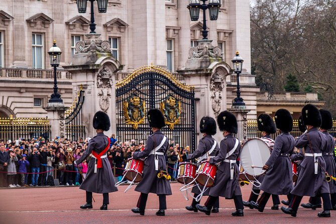 Walking Tour of London Westminster Abbey, Big Ben, Buckingham - Buckingham Palace without the palace admission