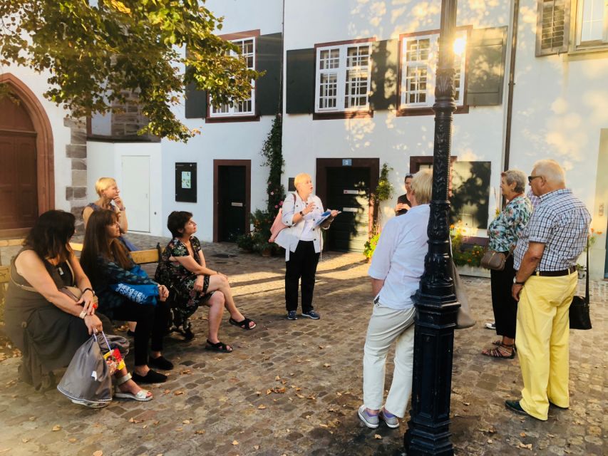 Walking Tour through Basel Old Town - Why this two-hour walk works well in Basel