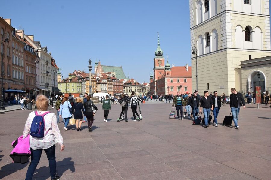 Warsaw: Old Town Guided Walking Tour - Group size, weather, and walking pace