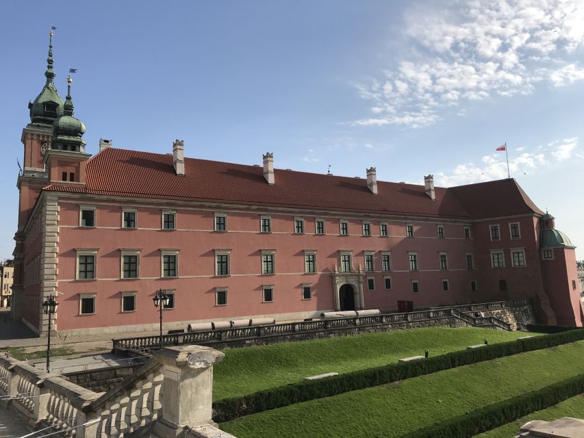 Warsaw: Old Town Guided Walking Tour - Jewish Warsaw and the weight of the wartime story
