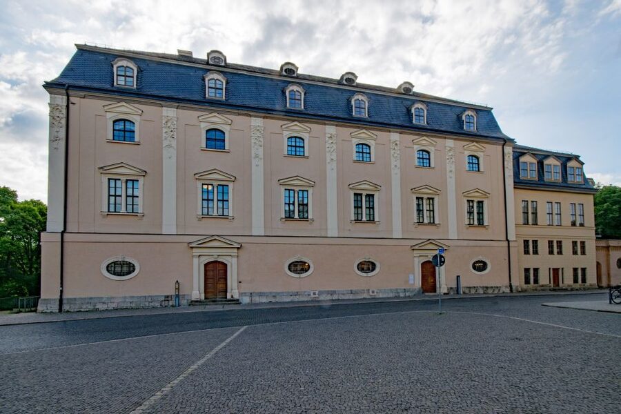 Weimar: Scavenger Hunt Self-Guided Walking Tour - Who will enjoy this Weimar city game?