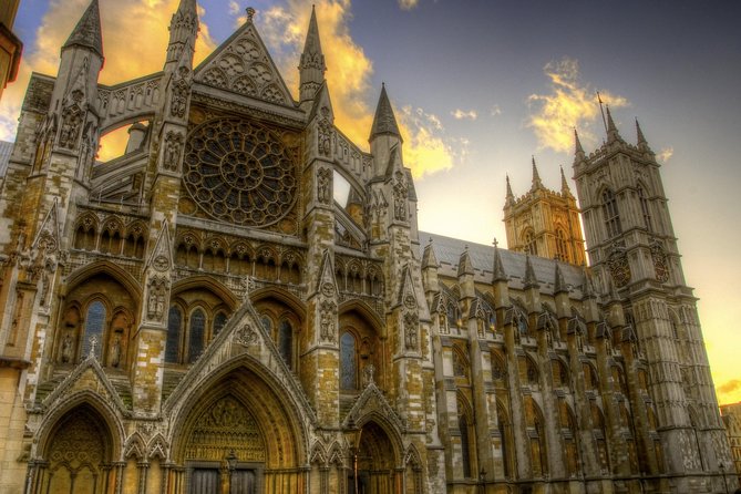 Westminster Guided Walking Tour with Abbey Entry - Buckingham Palace and the Royal Mall