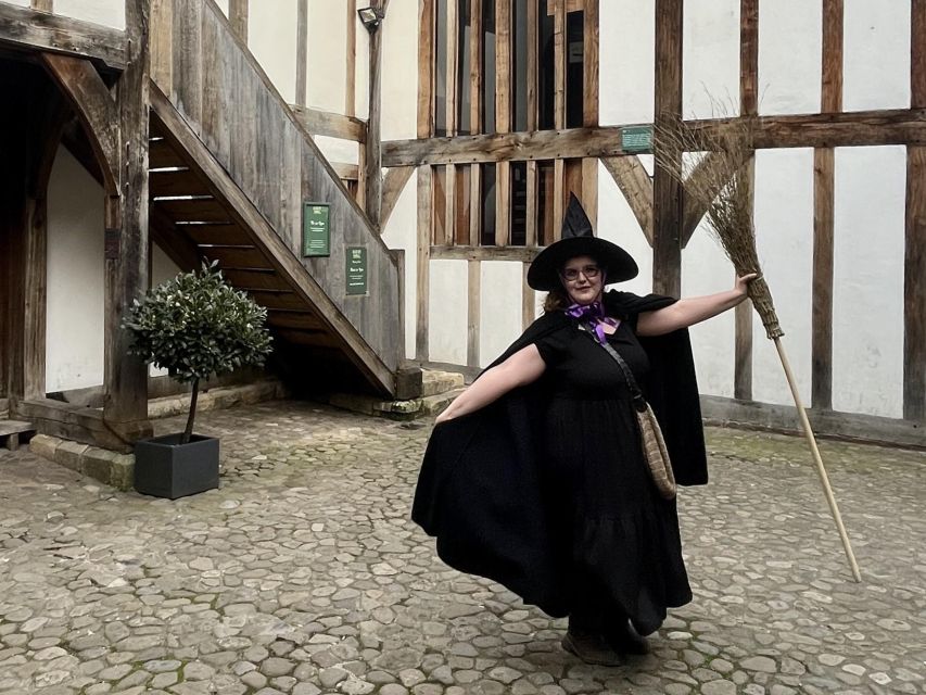 York: Witches and History Old Town Walking Tour - Booking details and useful preparation