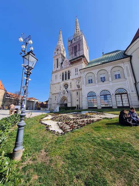 Zagreb: City and WWII Tunnels Walking Tour - Key points at a glance
