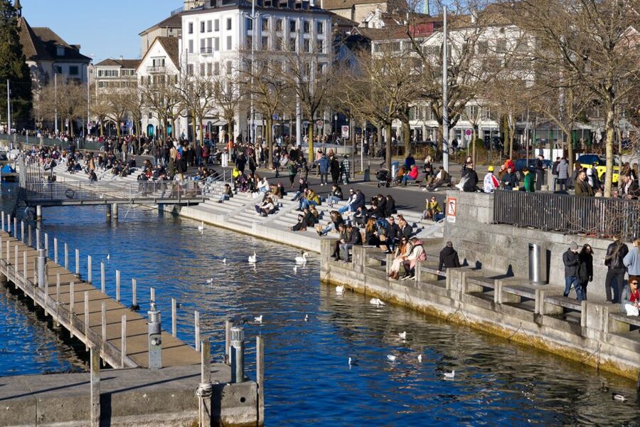Zurich Old Town Walking Tour: 2-Hours - Who should book this Old Town walk?