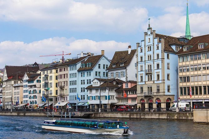 Zurich Walking Tour With Cruise and Aerial Cable Car - Uetliberg as the weather backup